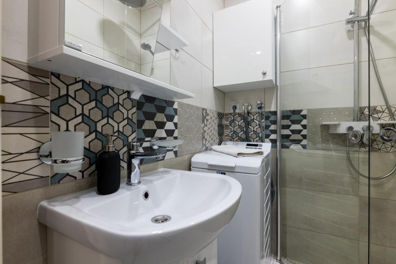 Brand New, Cozy And Quiet 1 Bedroom Apartment, Free Parking Tallinn Bagian luar foto